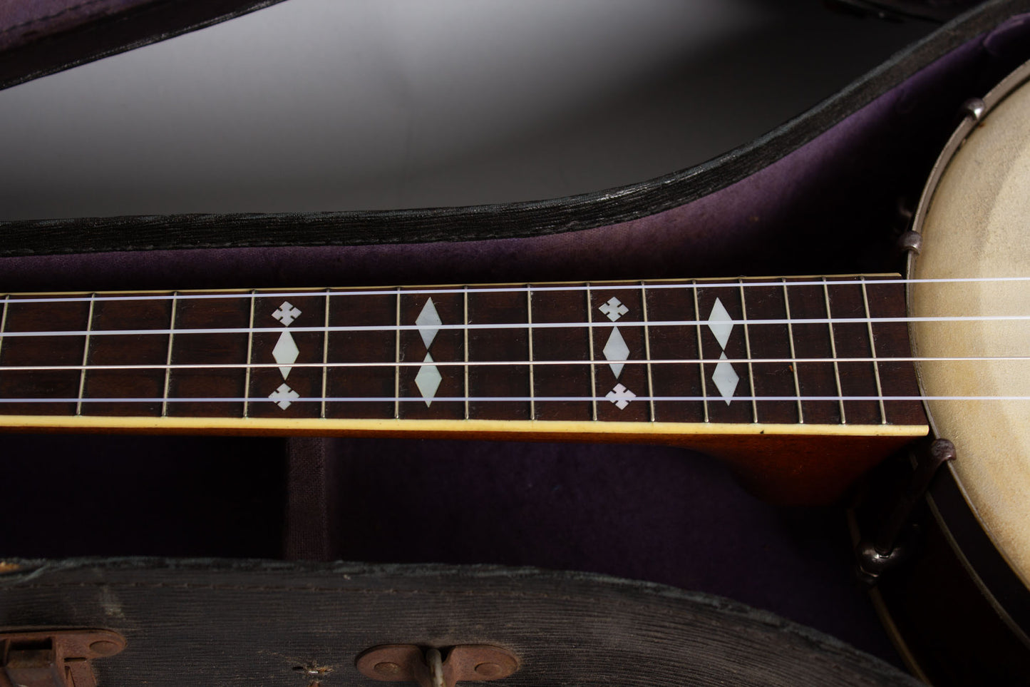Gibson UB-2 Banjo Ukulele (1932)