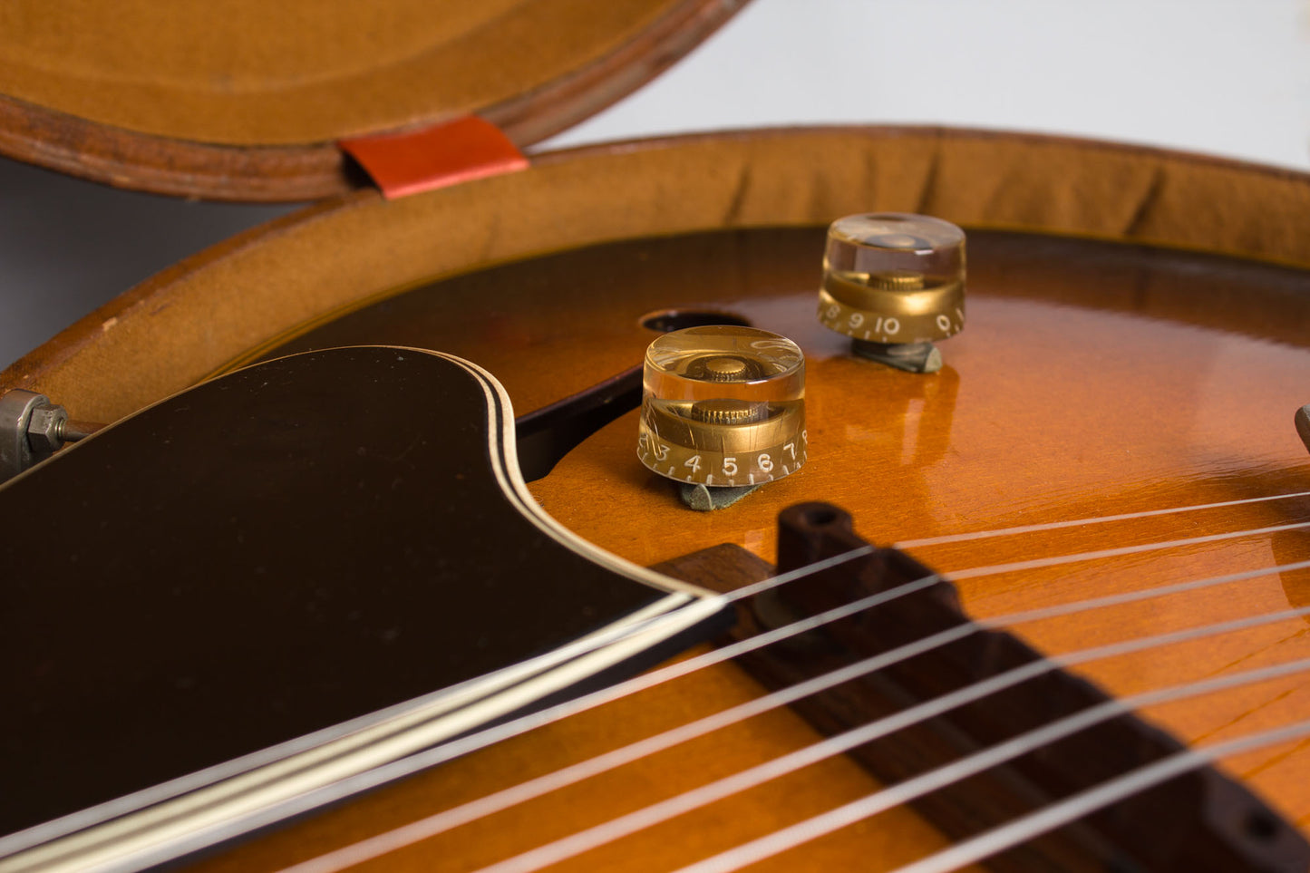 Gibson ES-175 Arch Top Hollow Body Electric Guitar (1950)