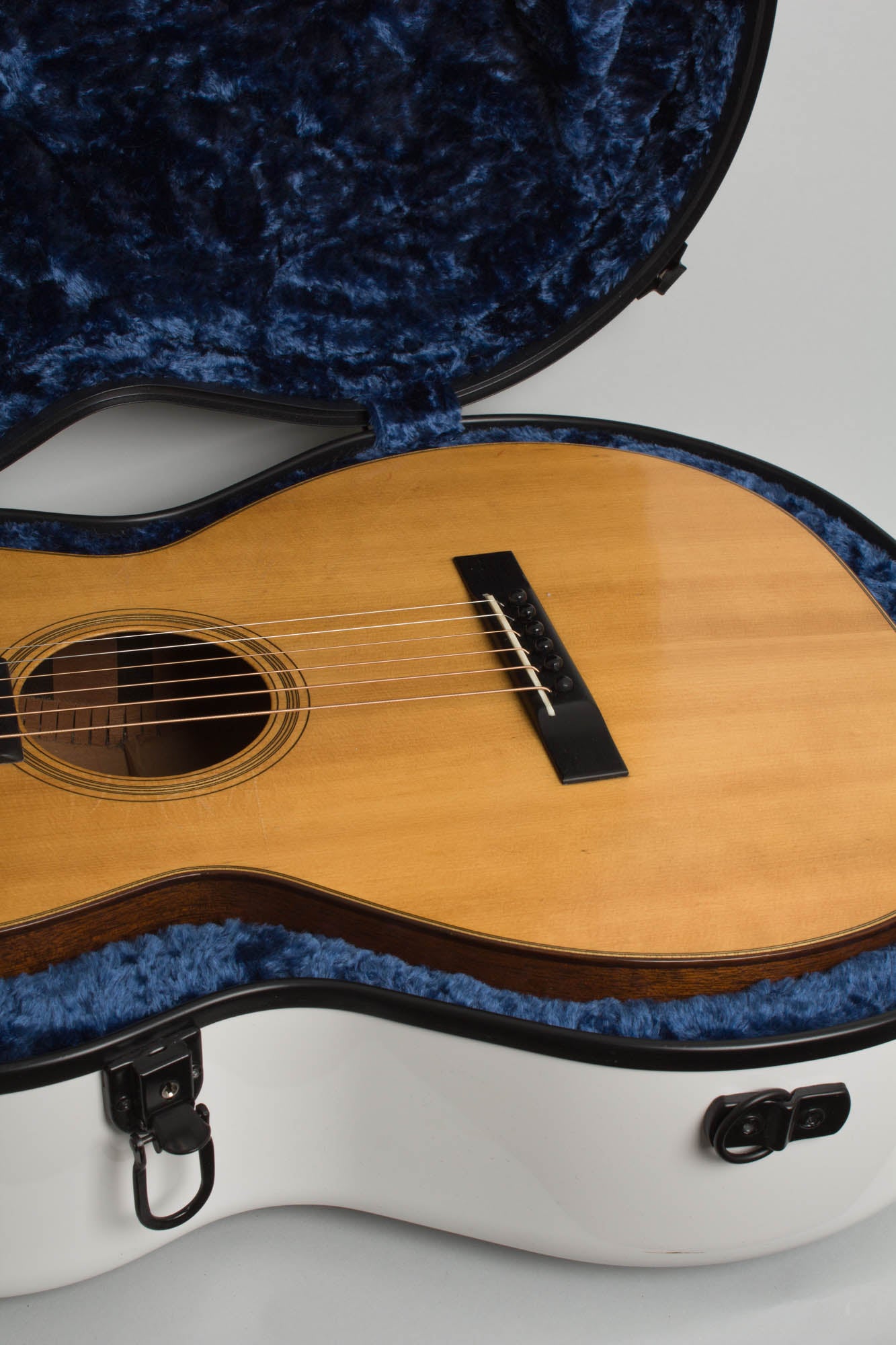 C. F. Martin 0-18 Flat Top Acoustic Guitar (1929)