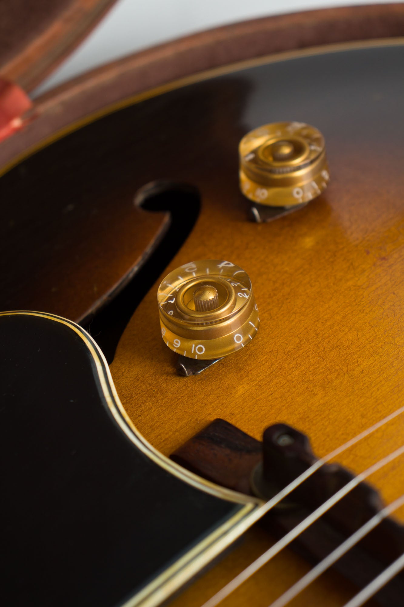 Gibson ES-175 Arch Top Hollow Body Electric Guitar (1953)