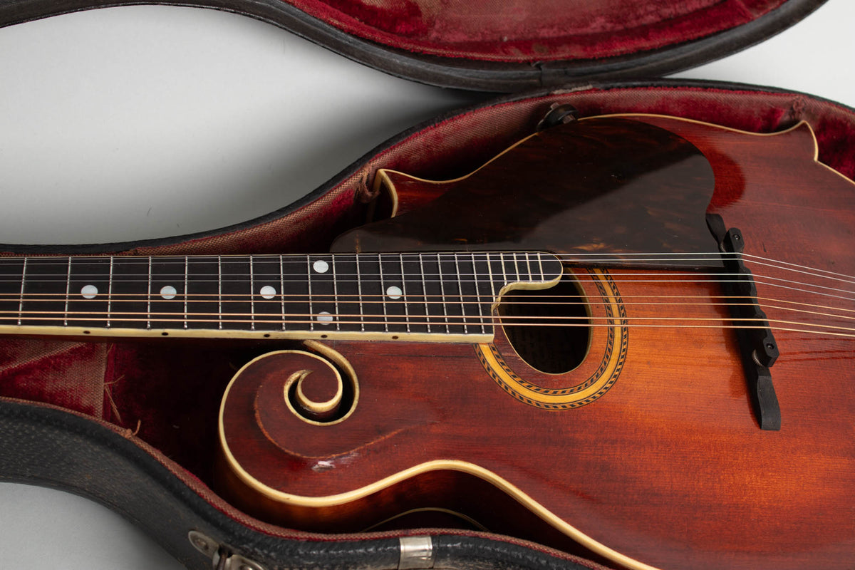 Gibson F-4 Carved Top Mandolin (1920)