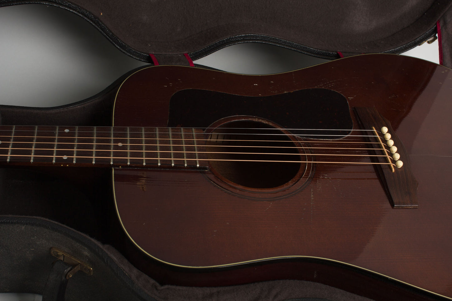 Guild D-25 Flat Top Acoustic Guitar (1983)