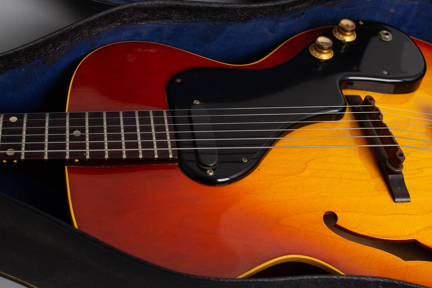 Gibson ES-120T Thinline Hollow Body Electric Guitar (1966)
