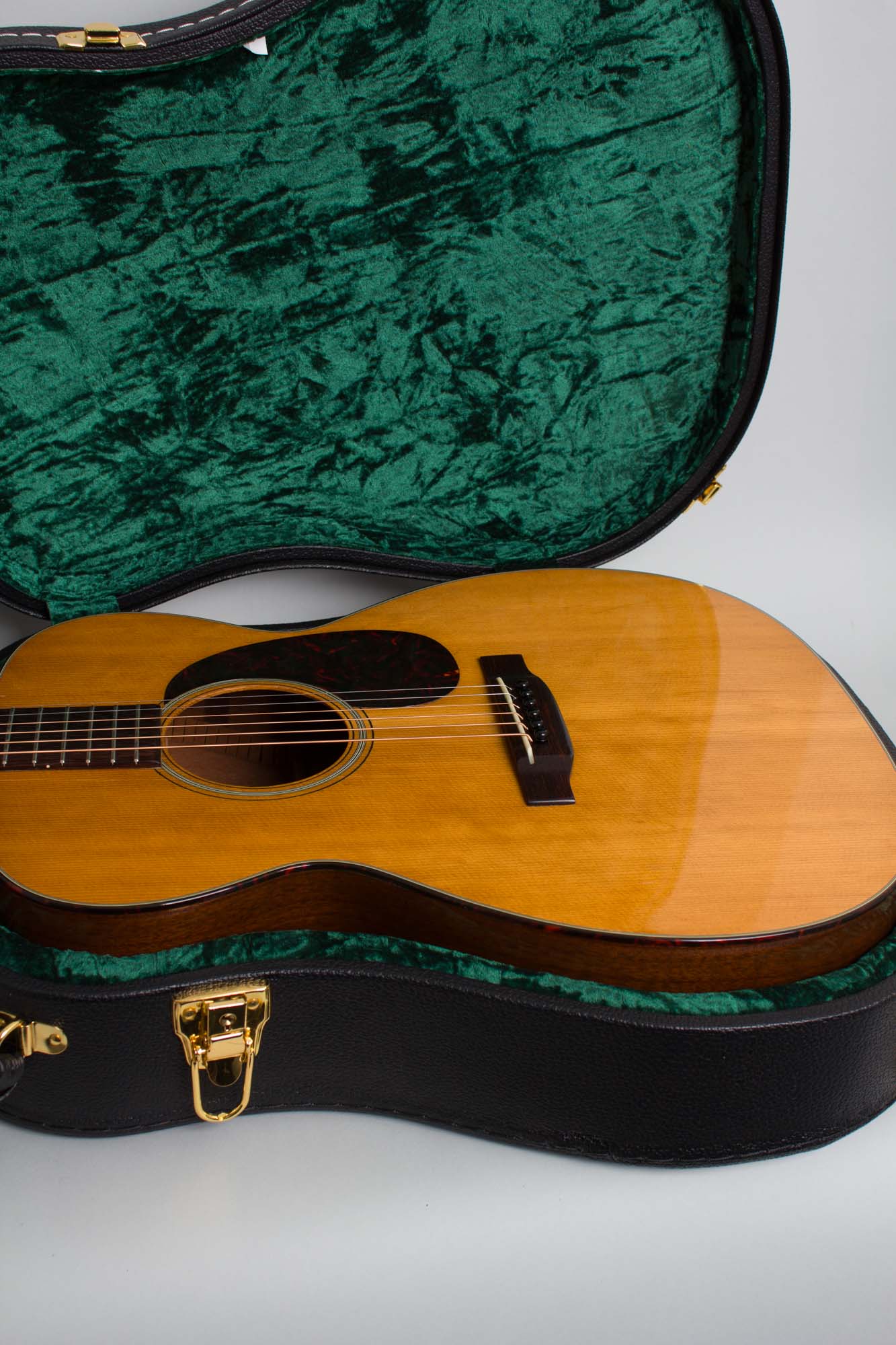 C. F. Martin 000-18 Flat Top Acoustic Guitar (1963)
