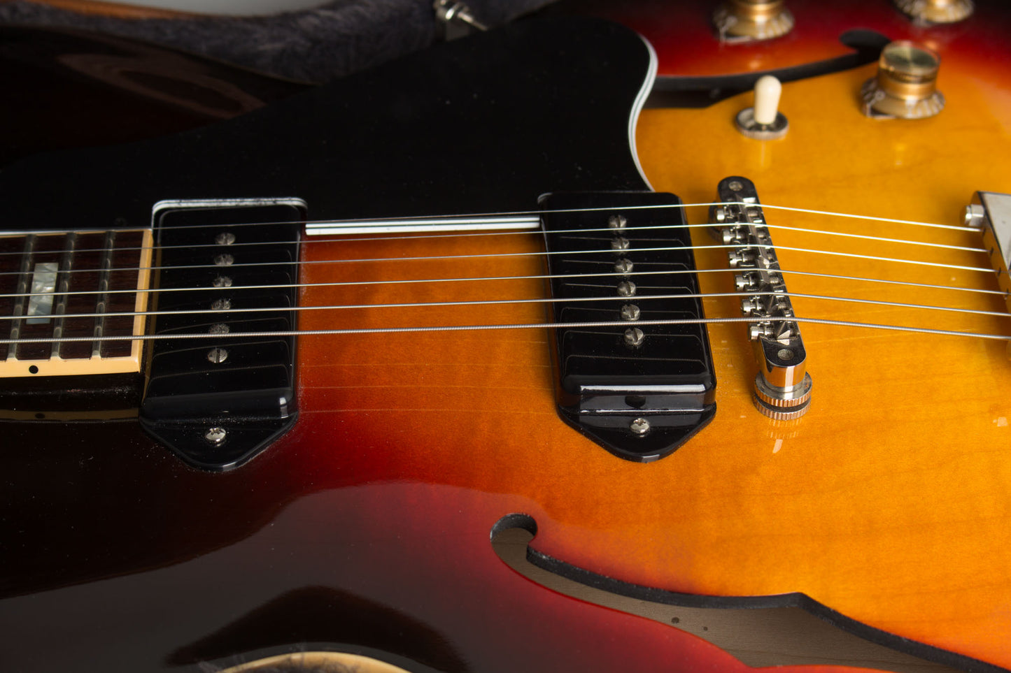 Gibson ES-330 Thinline Hollow Body Electric Guitar (2018)