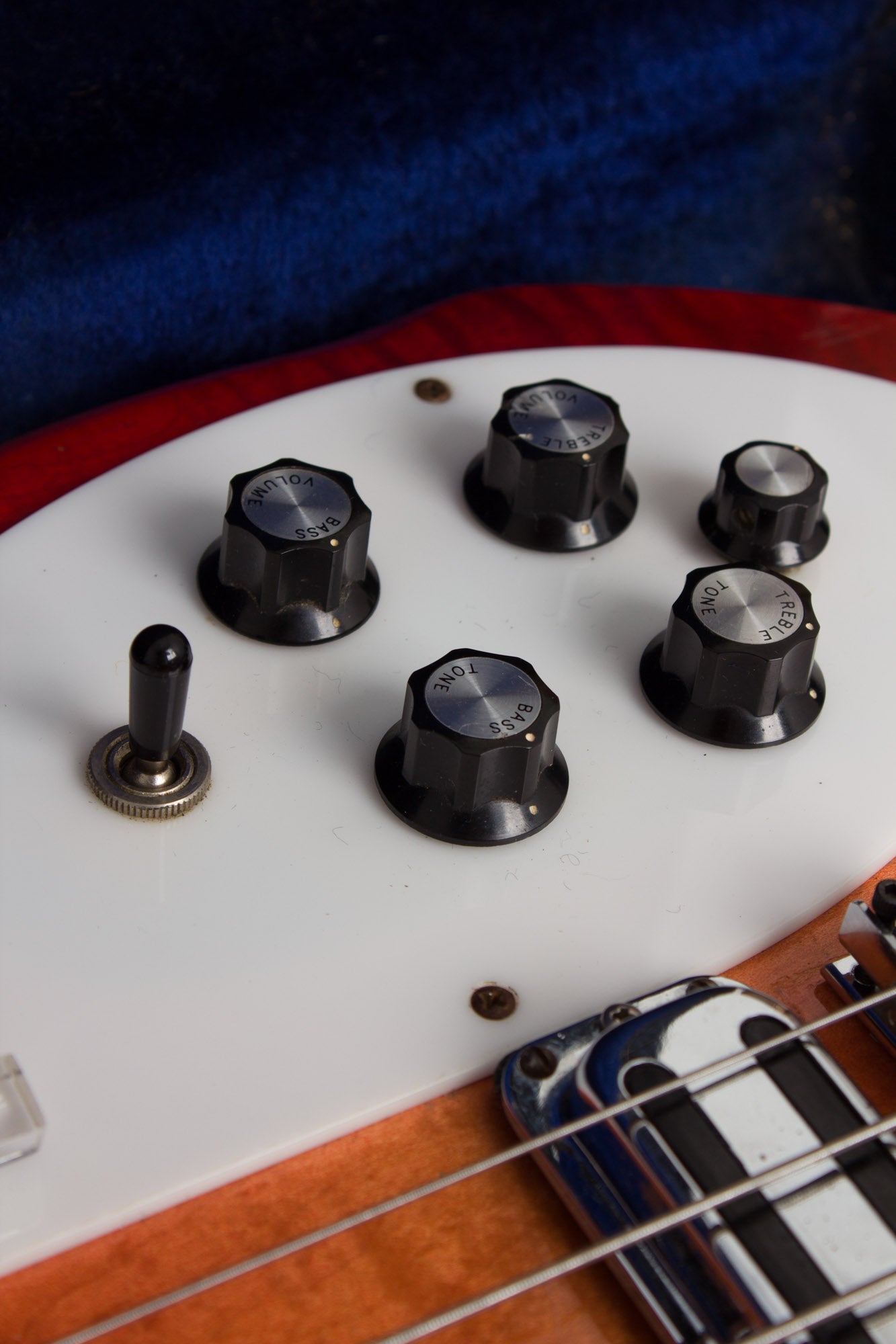 Rickenbacker Model 4005 Semi-Hollow Body Electric Bass Guitar (1968)