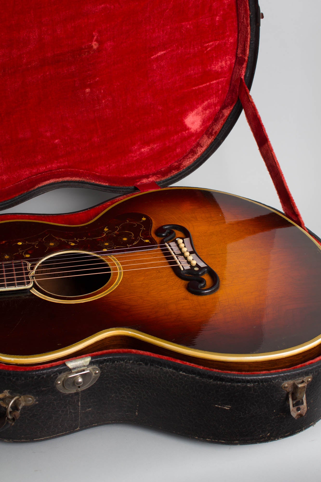 Gibson SJ-200 Flat Top Acoustic Guitar (1938)