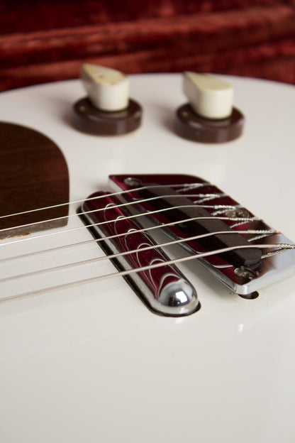 Danelectro Model 6026 Deluxe Semi-Hollow Body Electric Guitar (1960)