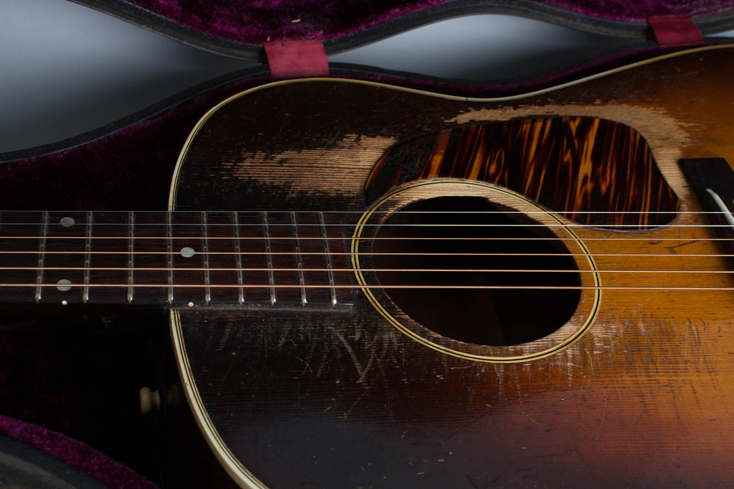 Gibson J-45 Banner owned and played by Bob Jones Acoustic Guitar (1943)