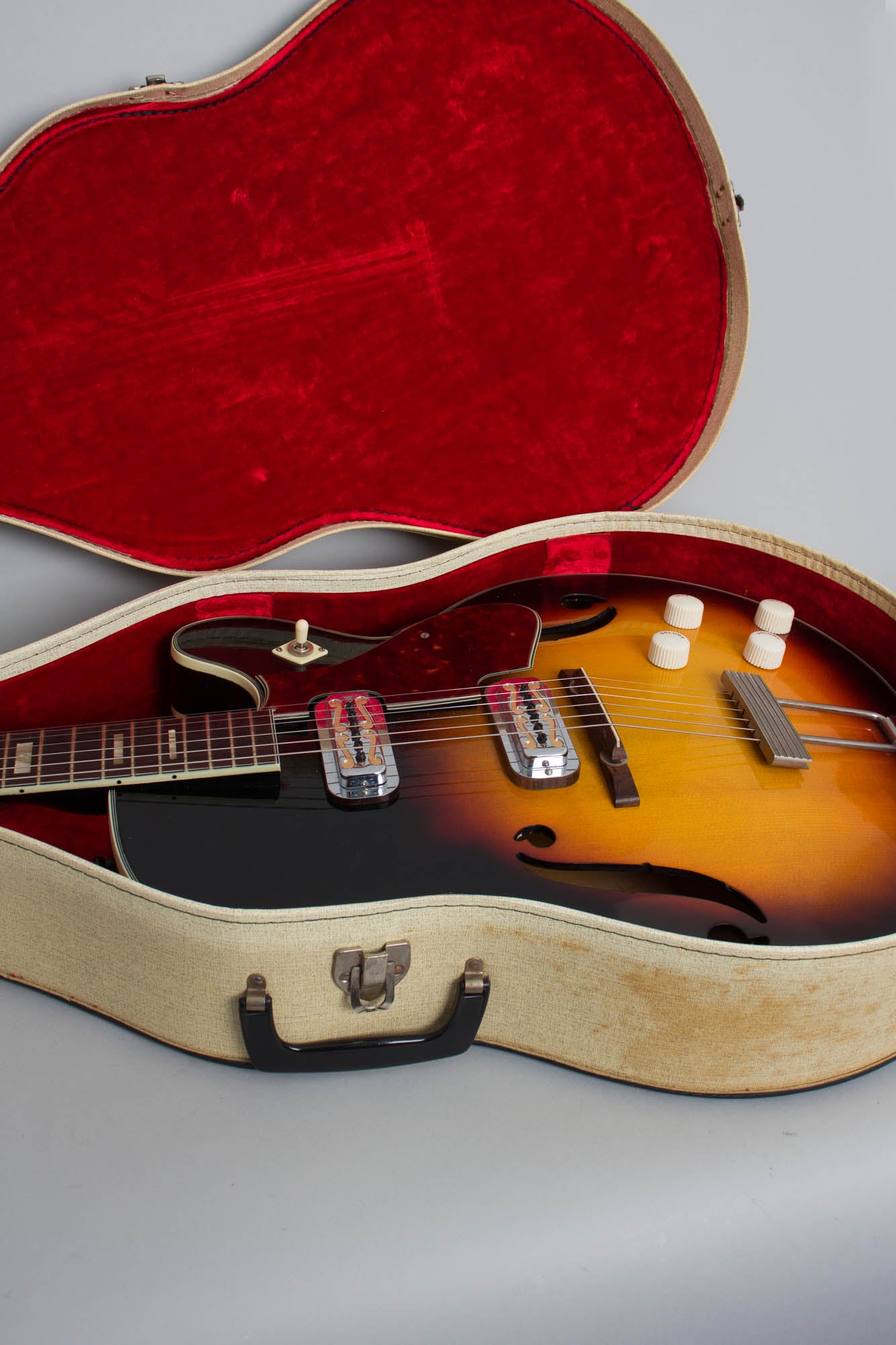 Harmony Meteor H-70 Arch Top Hollow Body Electric Guitar (1963)