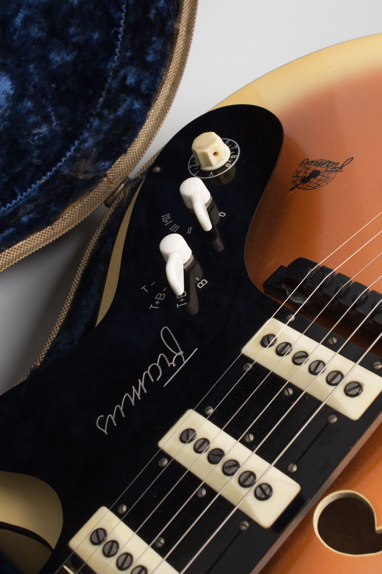 Framus Model 5/59 Sorella Rhytmus Arch Top Hollow Body Electric Guitar (1961)