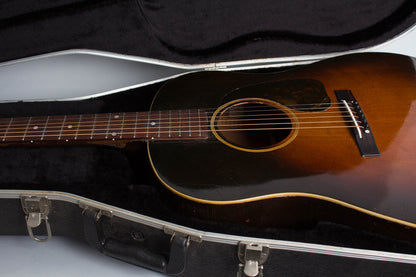 Gibson J-45 Banner Flat Top Acoustic Guitar (1943)