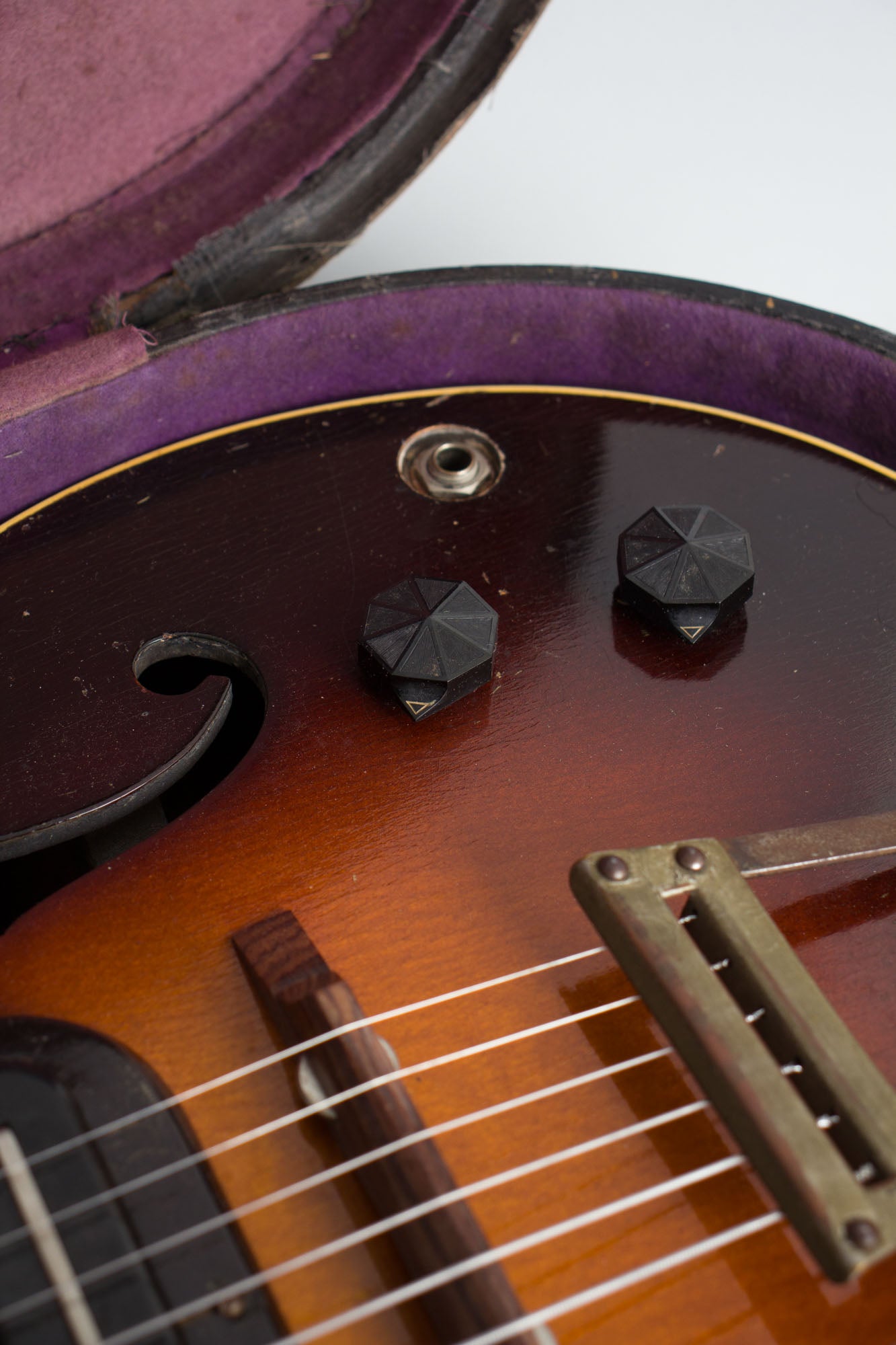 Epiphone Electar Model C Hollow Body Electric Guitar (1937)