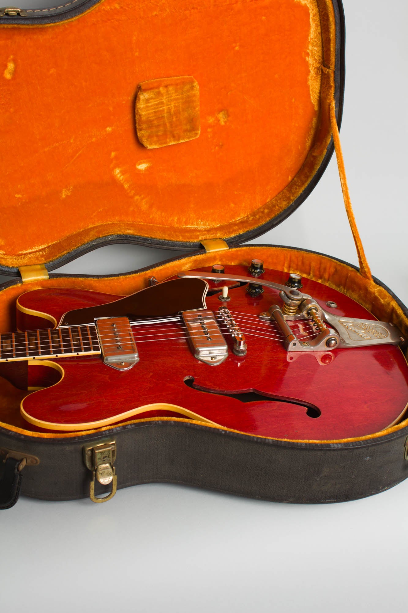 Gibson ES-330TDC Thinline Hollow Body Electric Guitar (1963)