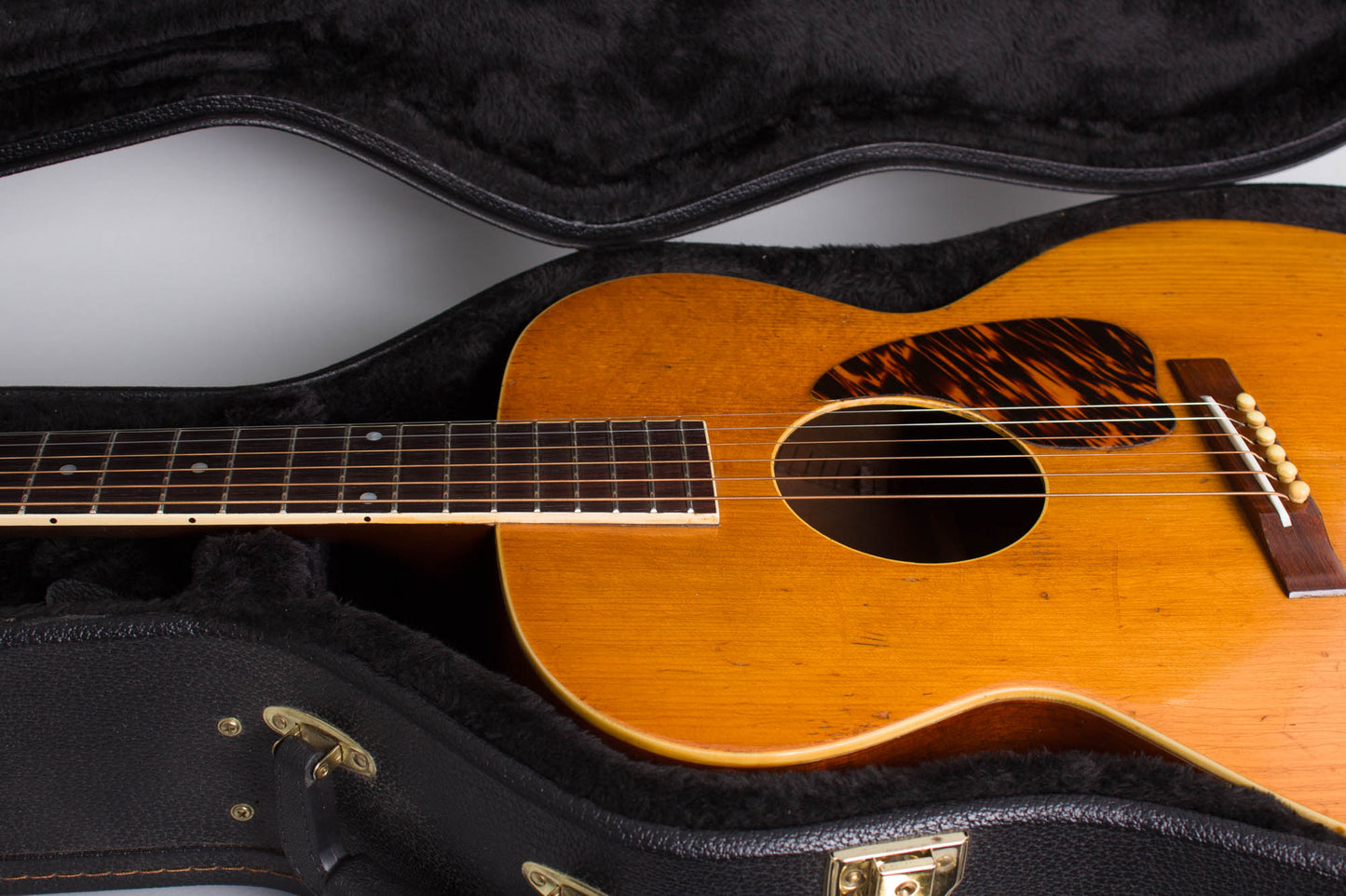 Gibson Washburn Model 5241 Classic Flat Top Acoustic Guitar (1939)