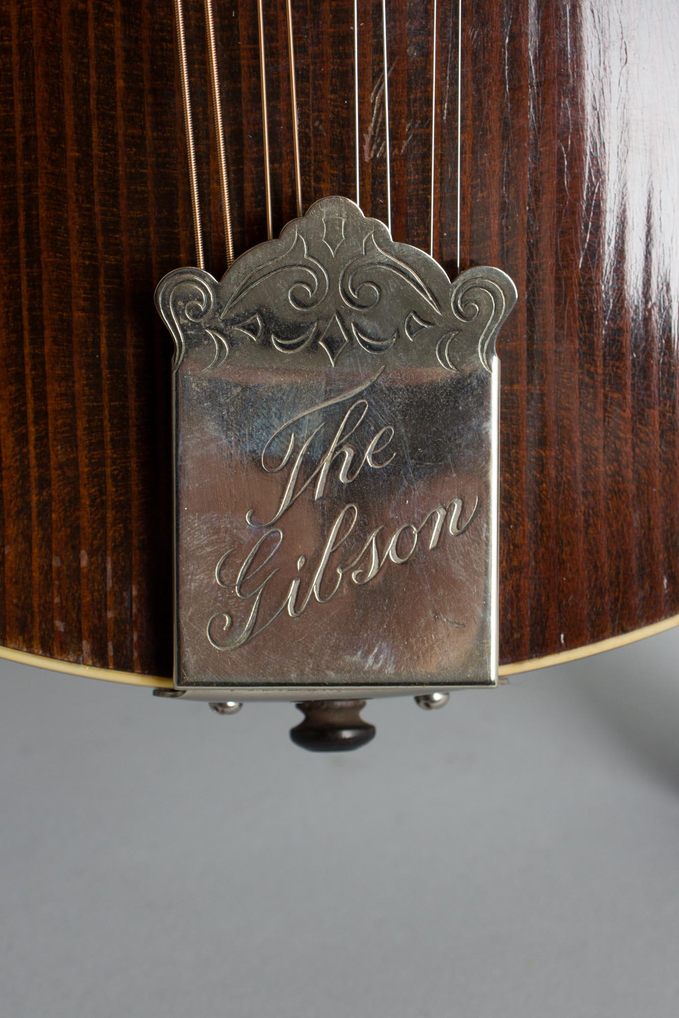 Gibson Style A Carved Top Mandolin (1922)