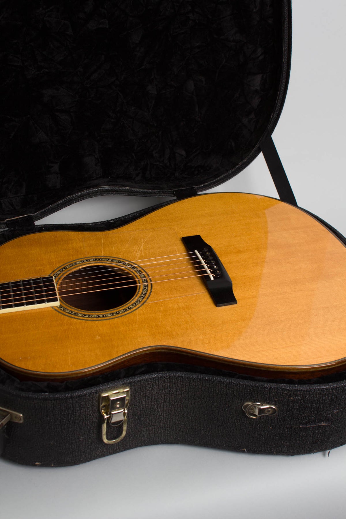 Larrivee L-09 Flat Top Acoustic Guitar (1990)