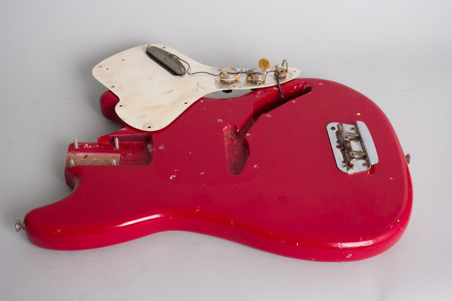 Fender Musicmaster Bass Solid Body Electric Bass Guitar (1975)