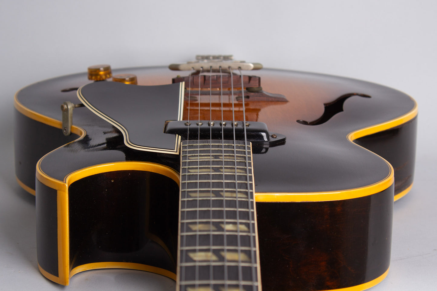 Gibson ES-175 Arch Top Hollow Body Electric Guitar (1954)