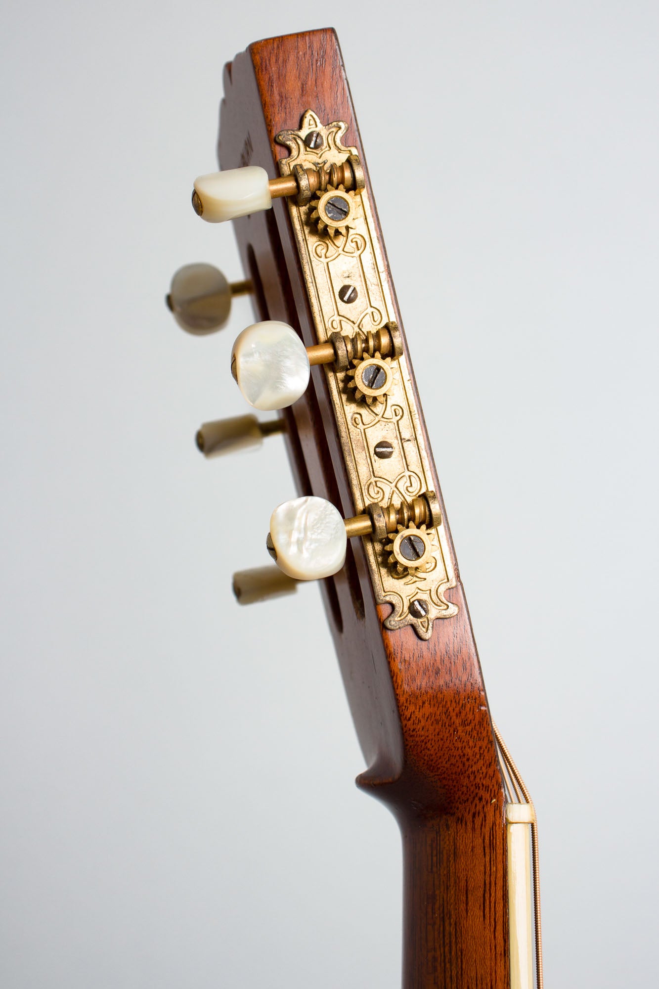Washburn Model 5238 Deluxe Flat Top Acoustic Guitar (1932)