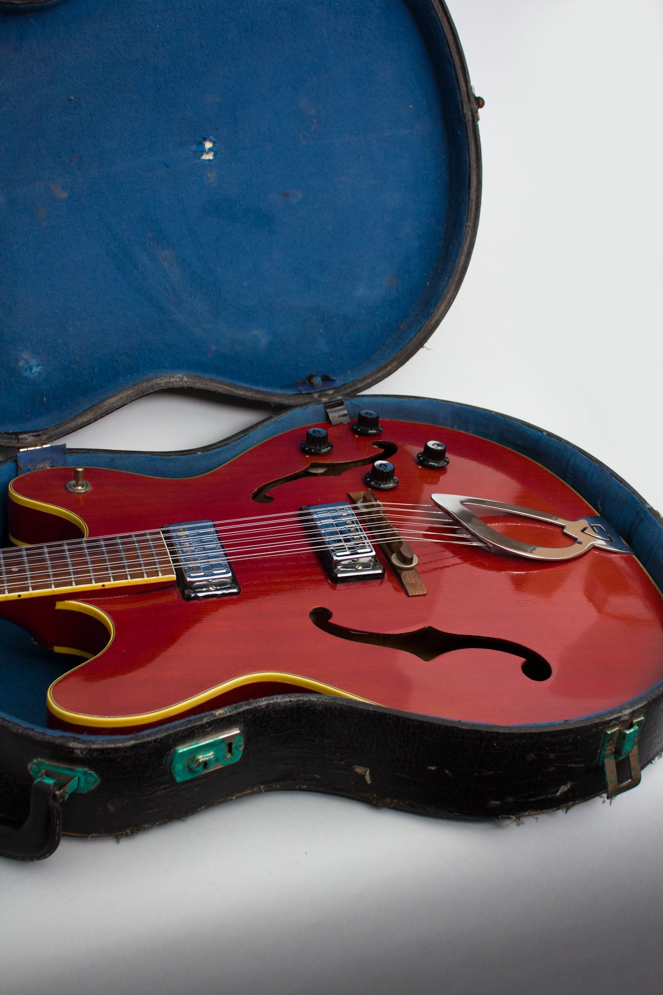 Guild Starfire XII 12 String Semi-Hollow Body Electric Guitar (1966)