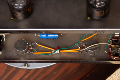 Gibson GA-8 Gibsonette Tube Amplifier (1960)