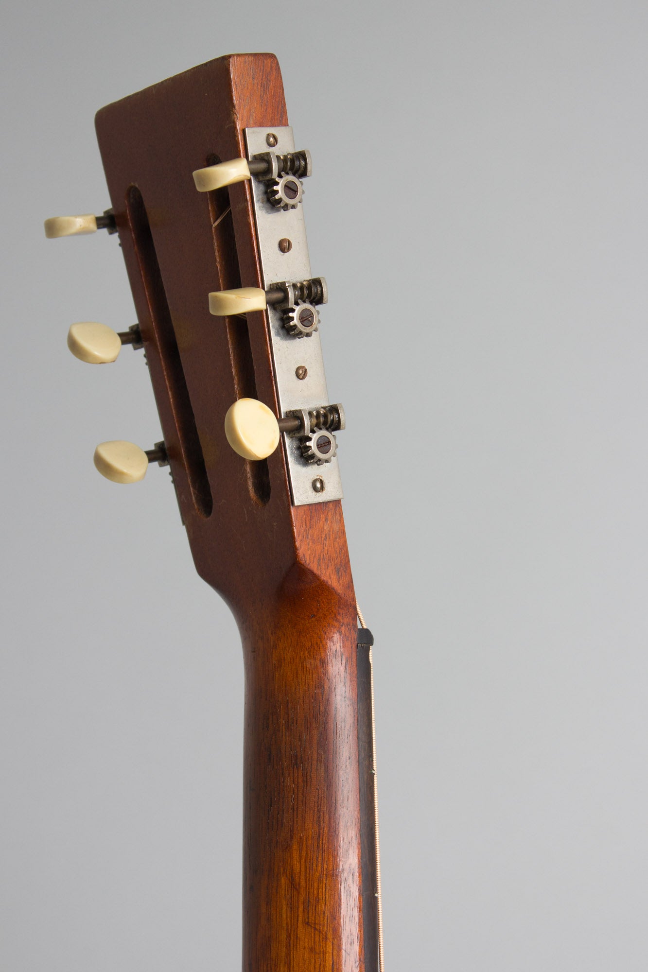 National Duolian Resophonic Guitar (1932)