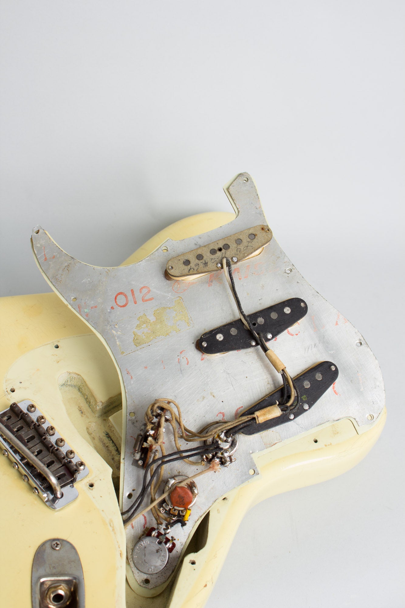 Fender Stratocaster Solid Body Electric Guitar (1962)