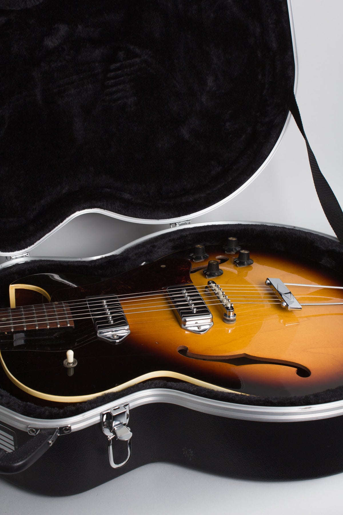 Gibson ES-125TDC Thinline Hollow Body Electric Guitar (1968)