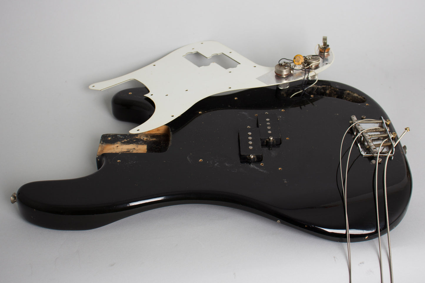 Fender Precision Bass Solid Body Electric Bass Guitar (1973)