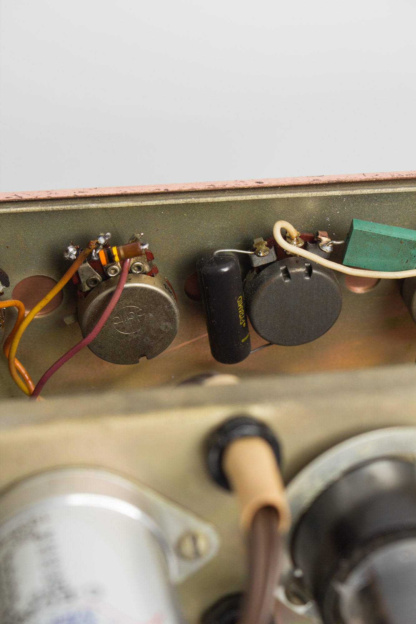 DeArmond R5T Tube Amplifier (1960)