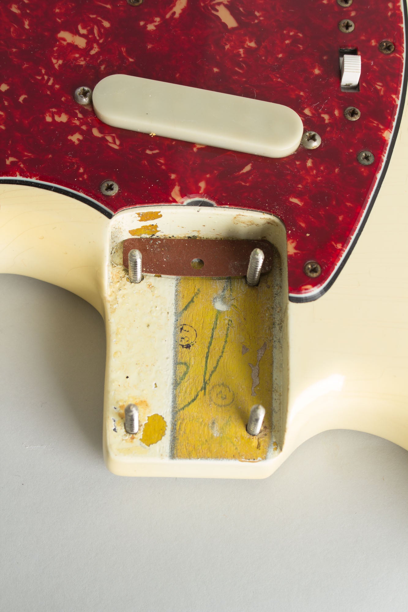 Fender Duo-Sonic II Solid Body Electric Guitar (1965)