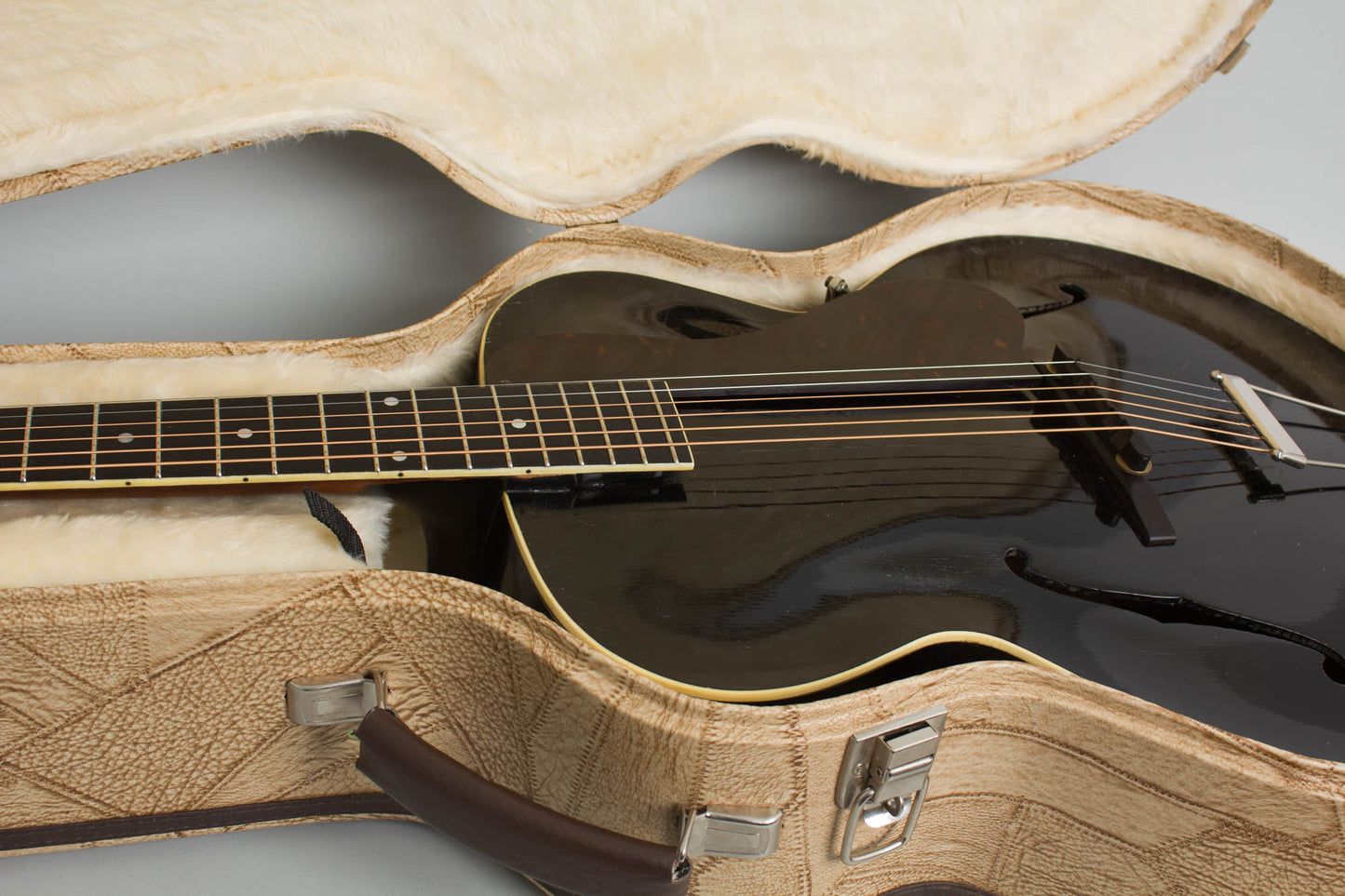Gibson L-10 Arch Top Acoustic Guitar (1932)