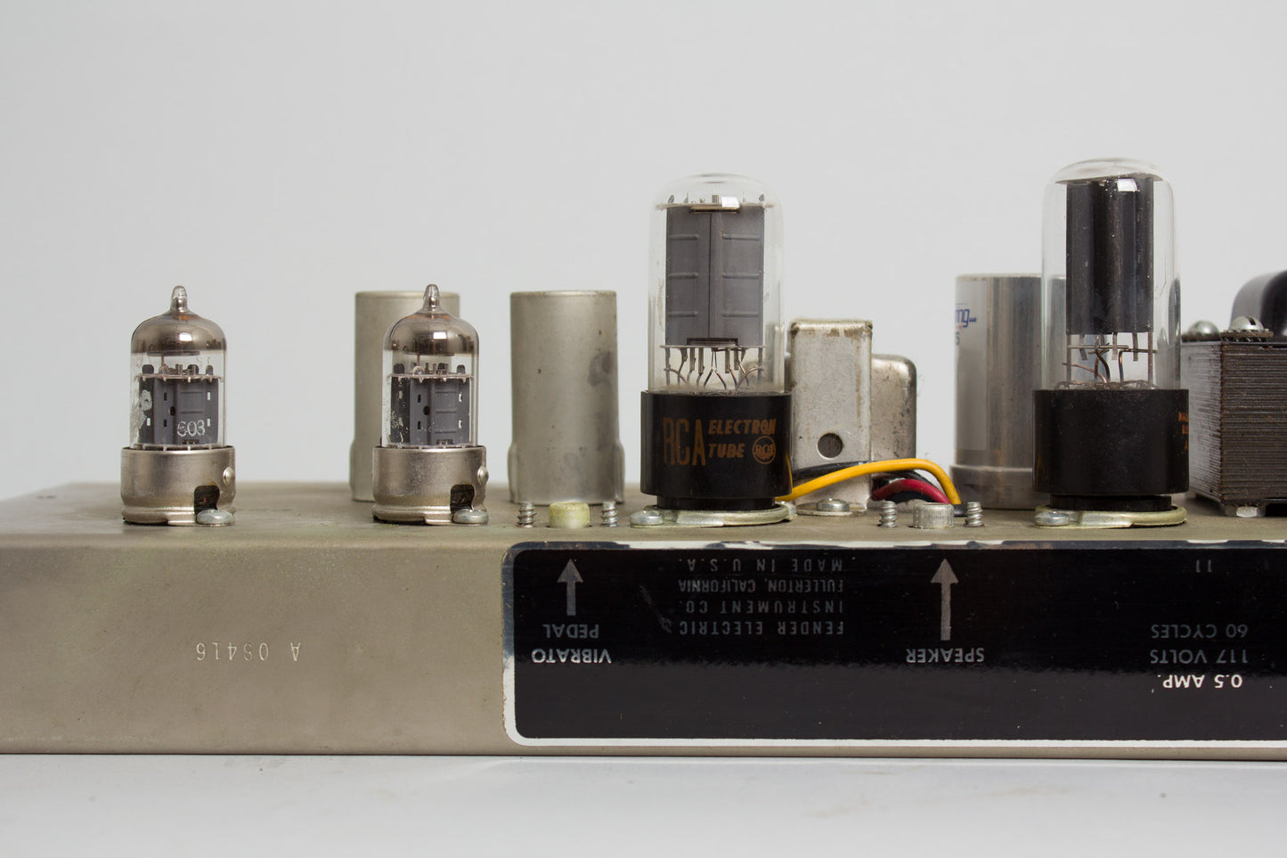 Fender Vibro-Champ AA-764 Small Combo Tube Amplifier (1965)