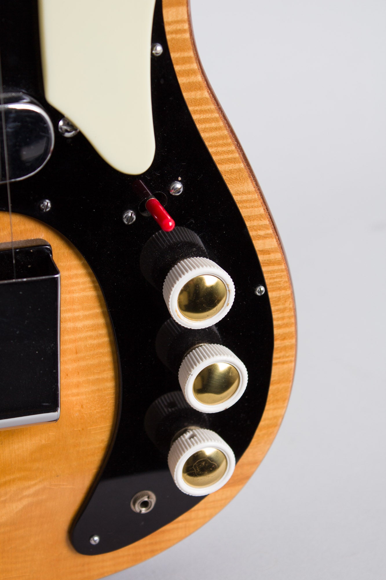 Fenton-Weill Hohner Zambesi 333 Solid Body Electric Guitar (1962)
