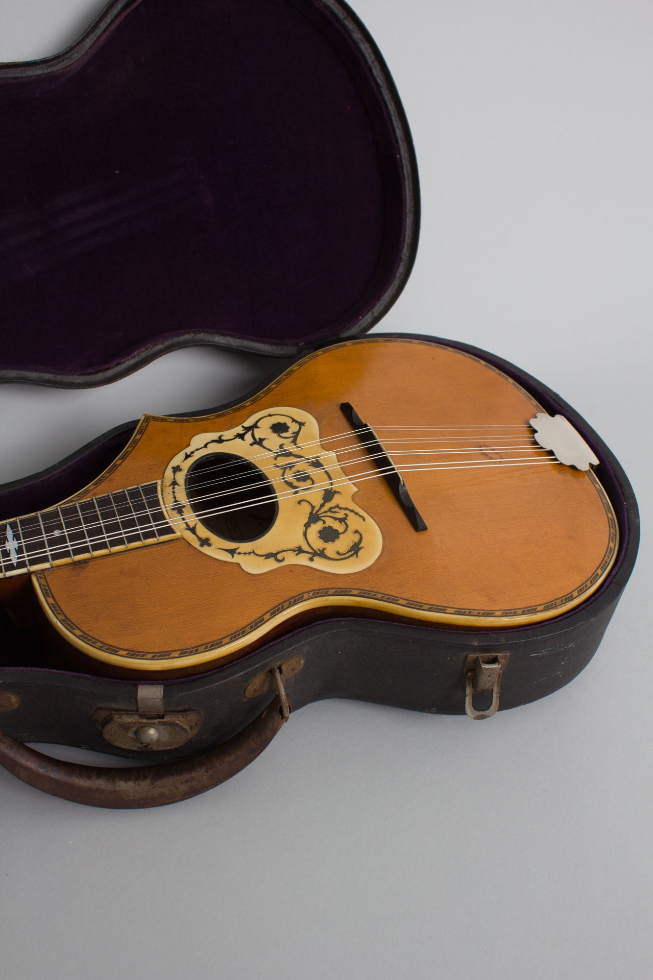 Anastasios Stathopoulo Perfectone Model 25 A.8. Arch Top Mandolin (1913)