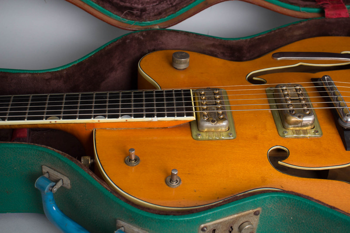 Gretsch Chet Atkins Hollow Body Model 6120 Arch Top Hollow Body Electric Guitar (1961)