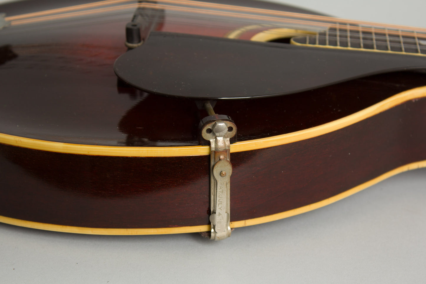 Gibson Model A-4 Snakehead Carved Top Mandolin (1923)