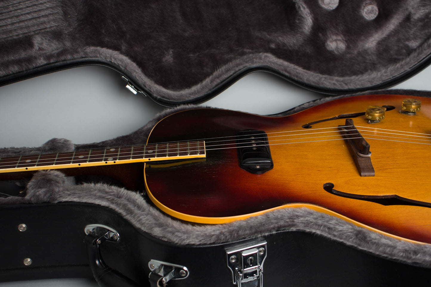 Gibson ETG-150 Arch Top Hollow Body Electric Tenor Guitar (1950s)