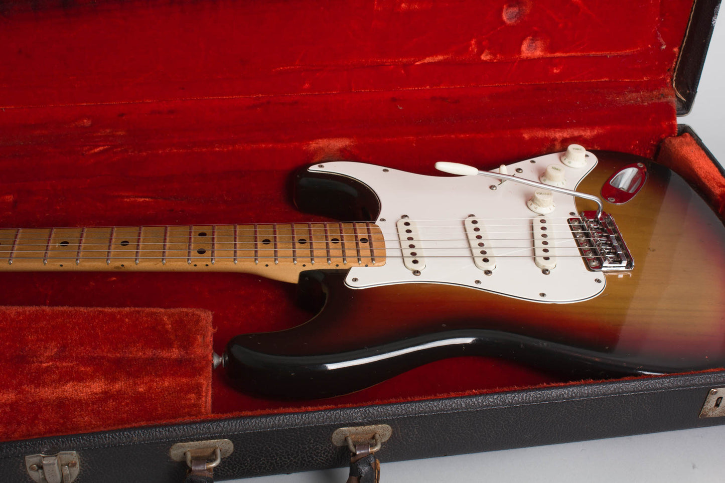 Fender Stratocaster Solid Body Electric Guitar (1975)