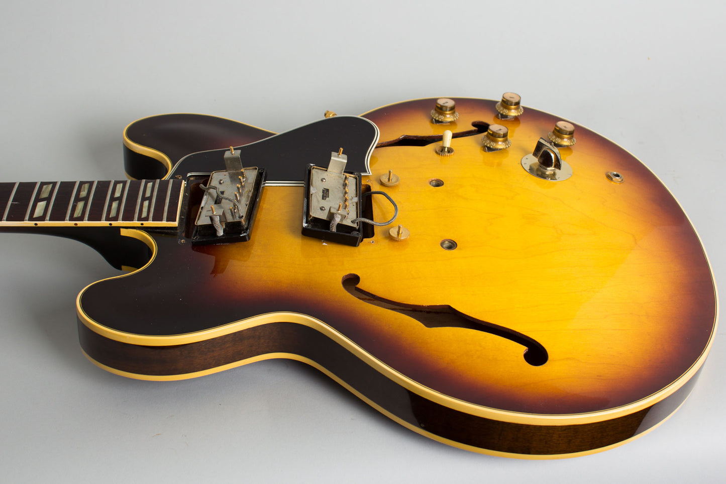 Gibson ES-345TD Semi-Hollow Body Electric Guitar (1961)