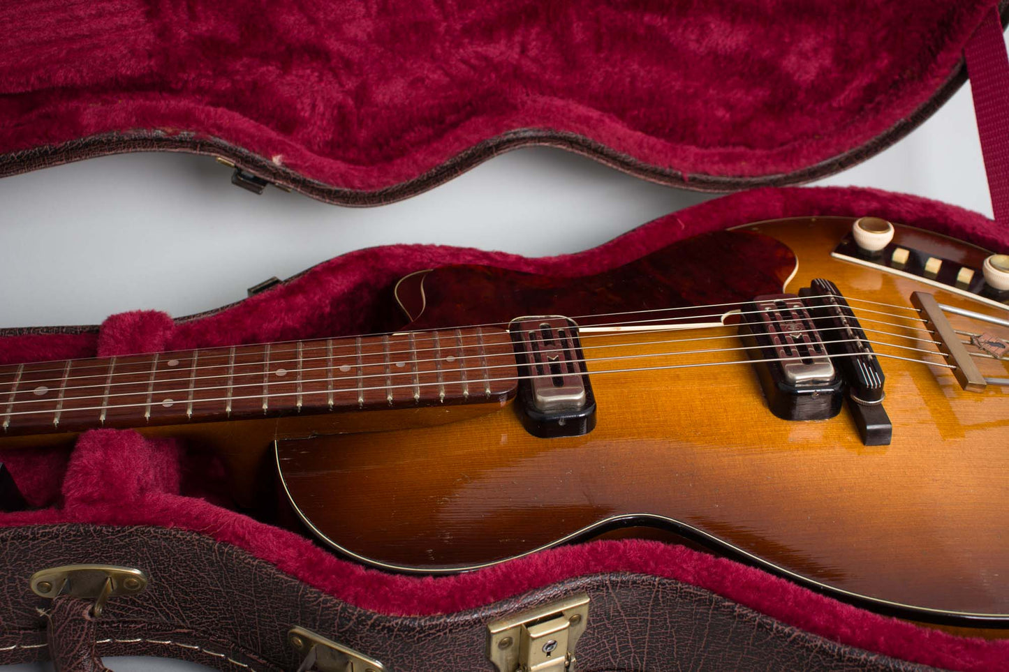 Hofner Club 50 Arch Top Hollow Body Electric Guitar (1960)