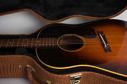 Gibson J-45 Flat Top Acoustic Guitar (1943-4)