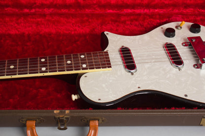 Magnatone Mark III Deluxe Solid Body Electric Guitar (1957)