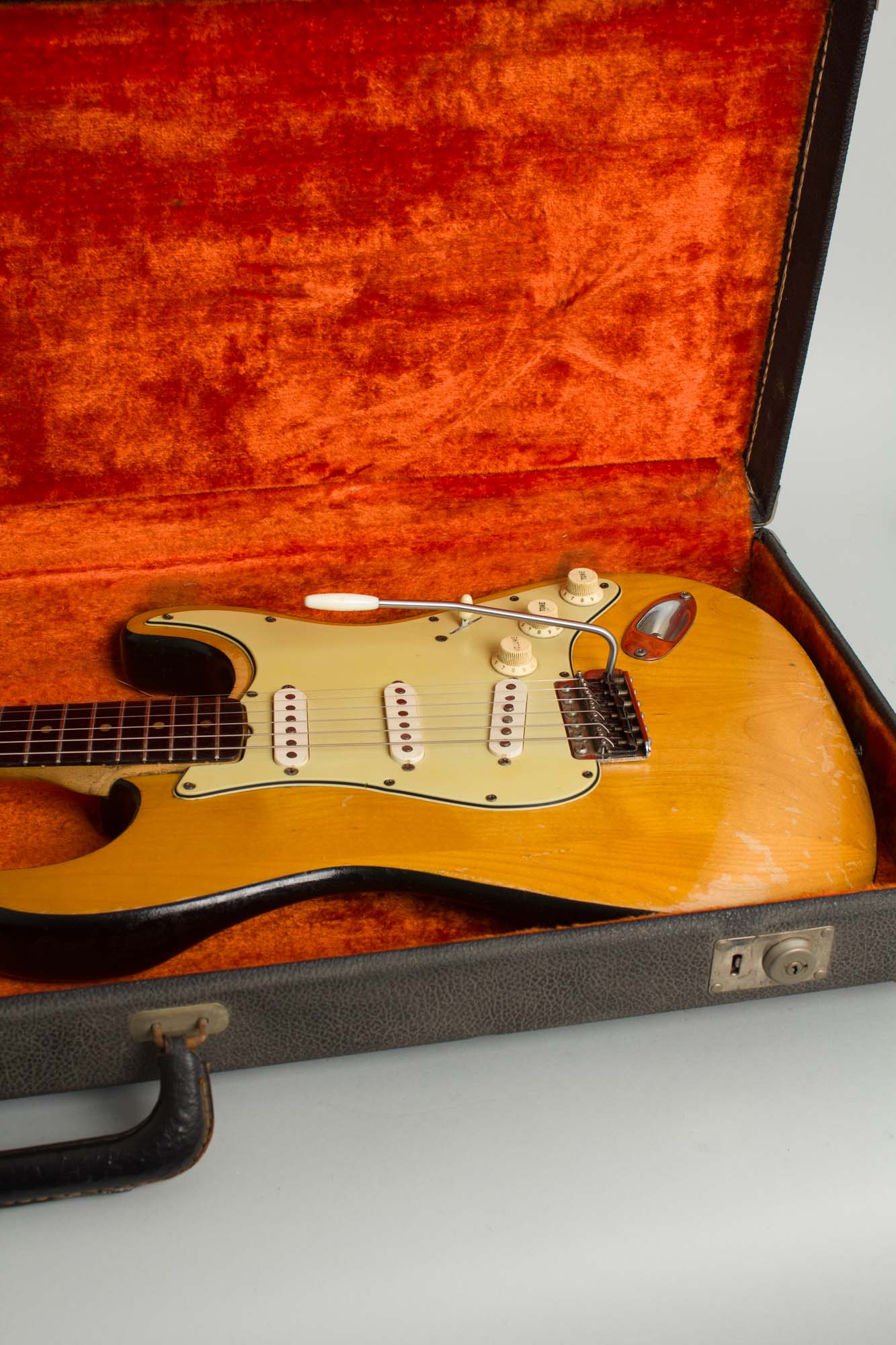 Fender Stratocaster Owned and extensively used by Elliott Sharp Solid Body Electric Guitar (1964)