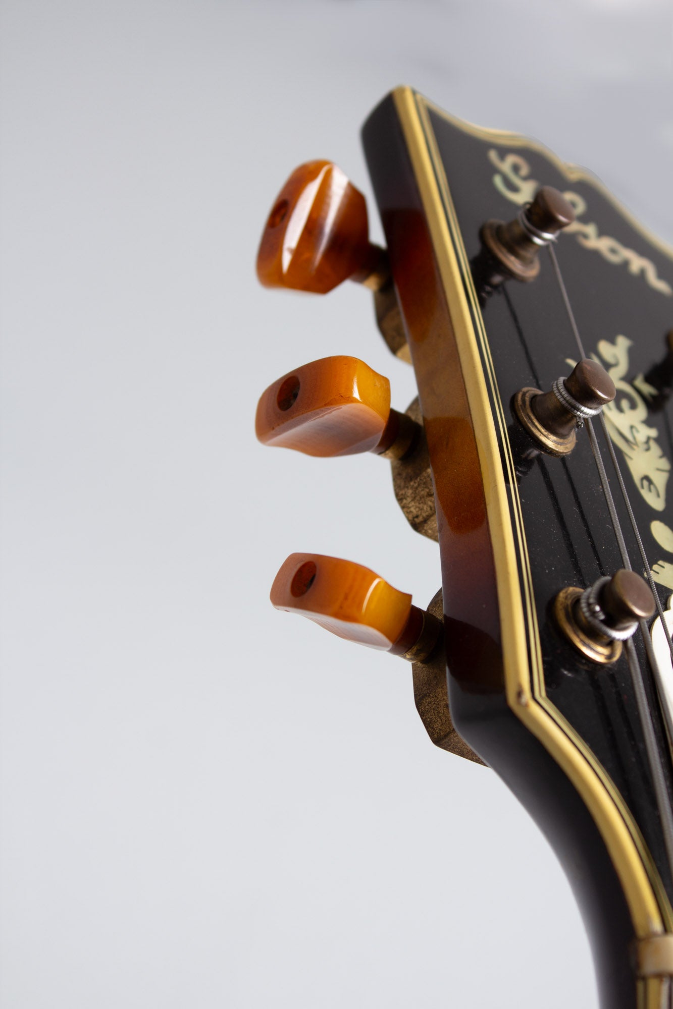 Gibson L-5P built for Charlie Christian later owned and used by Tony Mottola Arch Top Hollow Body Electric Guitar (1940)