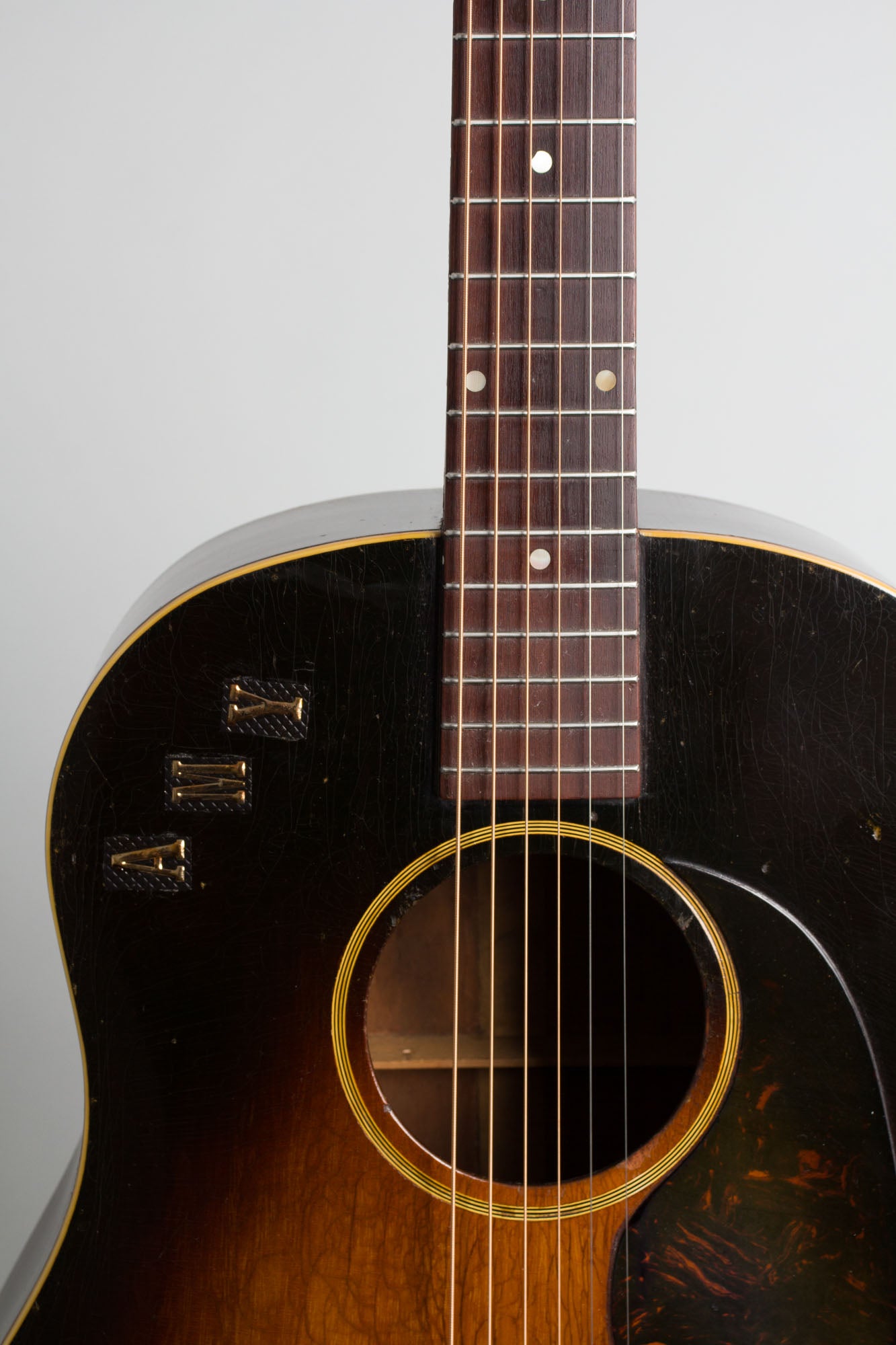 Gibson J-45 Banner Flat Top Acoustic Guitar (1943)