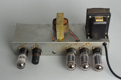 Fender Deluxe Model 5B3 Tube Amplifier (1952)