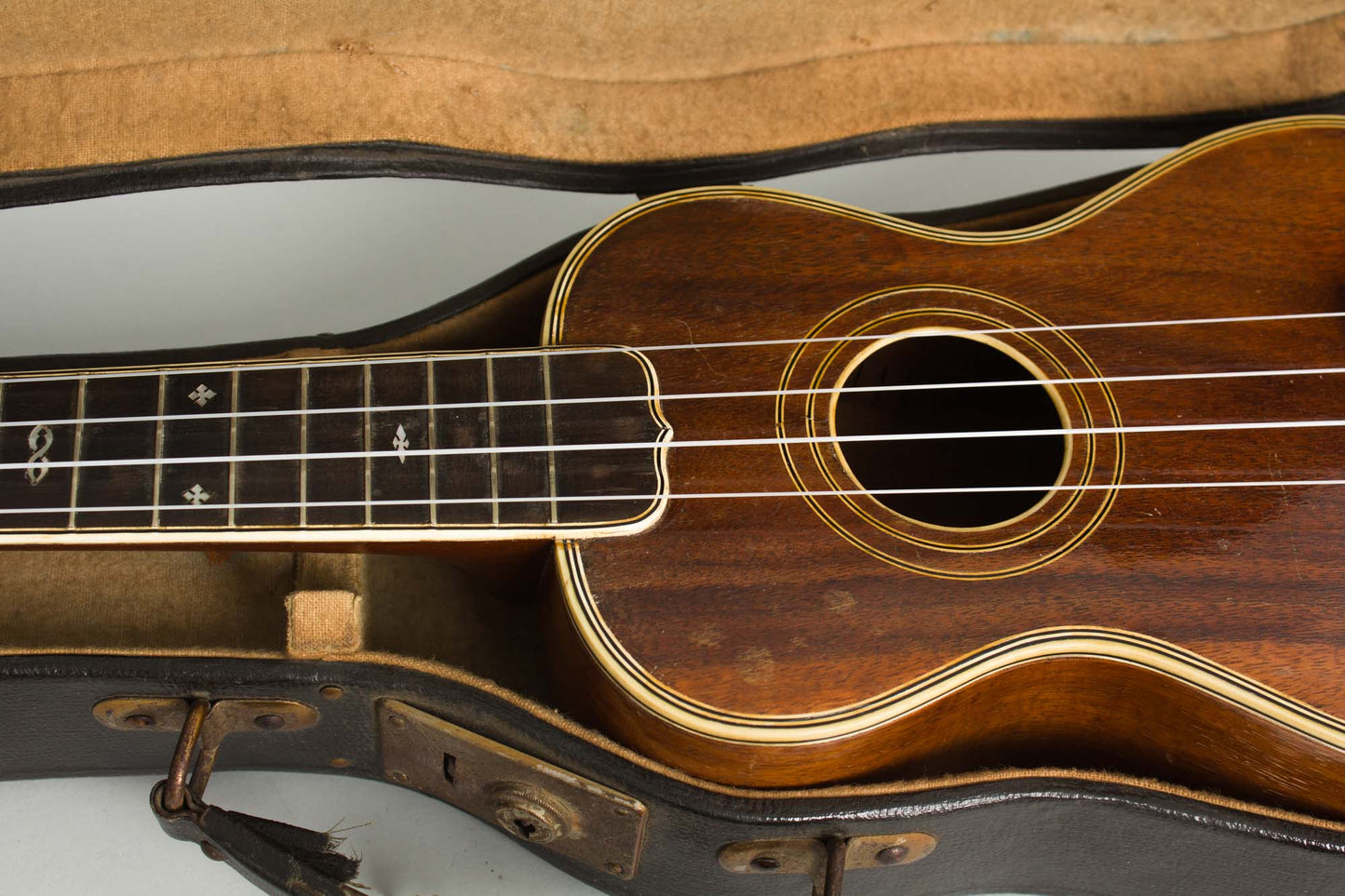 unlabelled Koa Soprano Ukulele (1925)