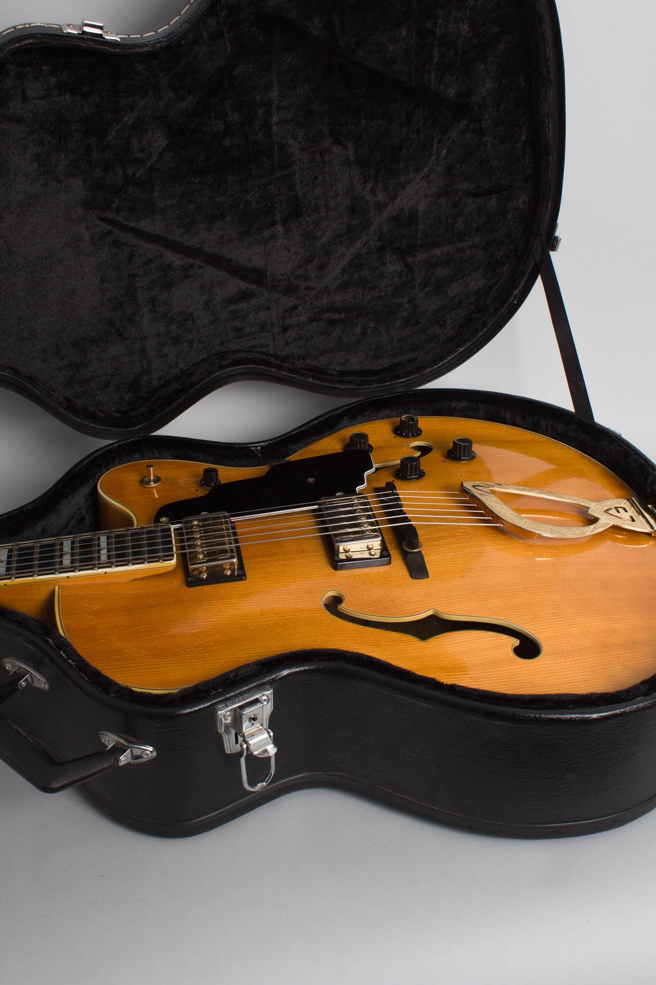 邦楽 TAG #AGout_ HOLLOWGRAM GULLET Guild X-500 Stuart Arch Top Hollow Body Electric Guitar (1979